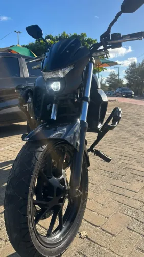Fazer 250 FZ25 Preta, acompanha acessórios