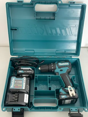 Furadeira/Parafusadeira Makita hp332d
