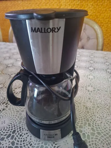 Cafeteira Mallory 16 xícaras