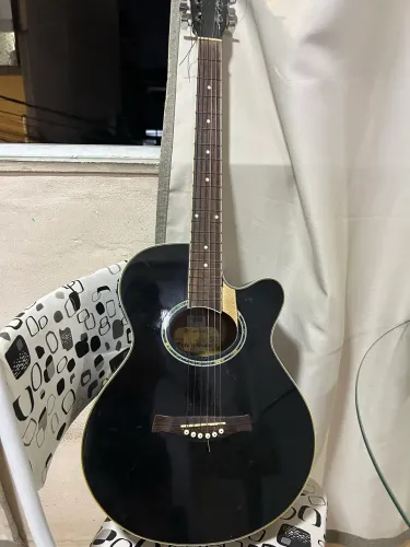 Violão Eletroacústico Giannini em ótima estado, com todas as cordas, usado poucas vezes!