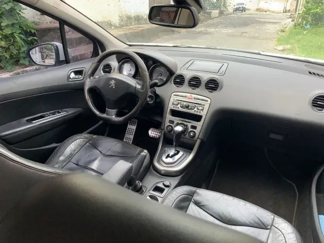 Peugeot 408 Sedan Griffe 1.6 Turbo 16V 4P Aut. 2013