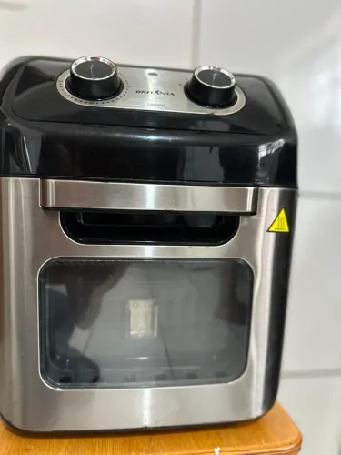 Fritadeira Air Fryer Britnia Oven 12 Litros 1800w - 127V, Modelo: BFR2300P