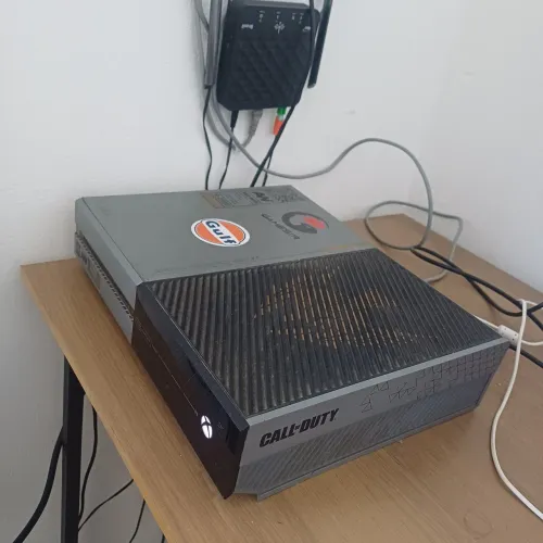 estou vendendo xbox one fat edição especial do cod advanced warfare de 1T
