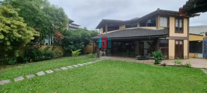 Vargem Grande | Casa de Condomínio 3 quartos, sendo 1 suite