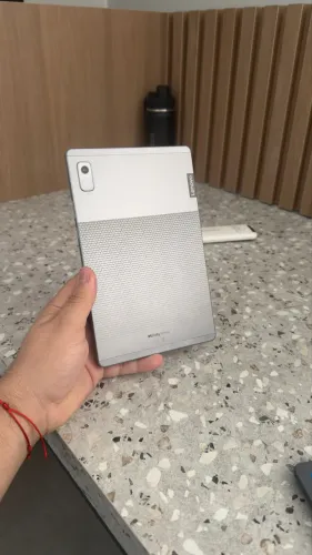 Lenovo Tab M9