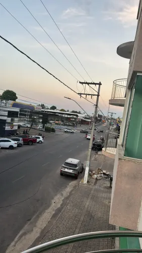 Apartamento no Centro com dois quartos e Ar-condicionado