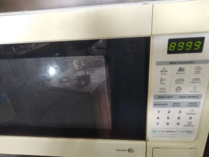 microondas LG 25 litros funcionando perfeitamente excelente aparelho para sua casa 