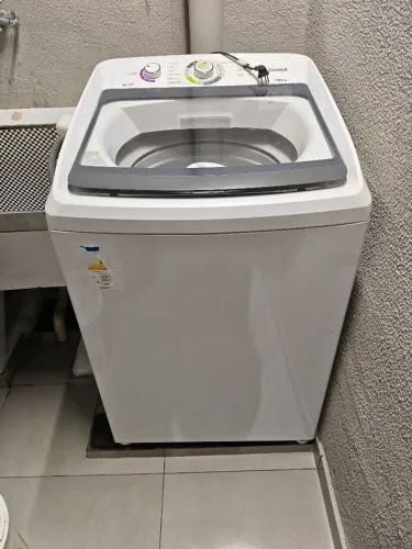 Vendo Máquina de lavar 12 quilos Consul.