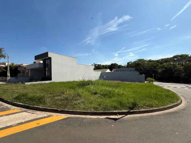 Terreno de 357,62 m² em condomínio de luxo no Jardim Itapoan, Monte Mor-SP: sua oportunida