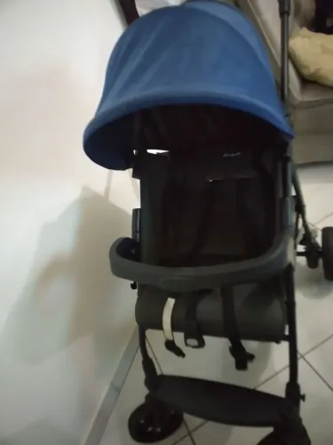 Vende-se carrinho de bebê 
