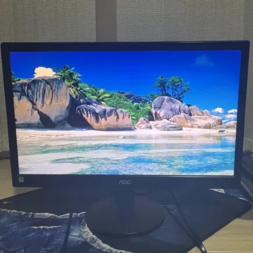 Monitor AOC 18.5 LED HD - Perfeito p/ PC, Escritório ou CFTV