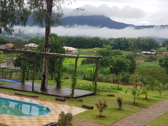 OPORTUNIDADE ÚNICA! LINDO SÍTIO NO PORTAL SERRA AZUL, MATEUS LEME - MG