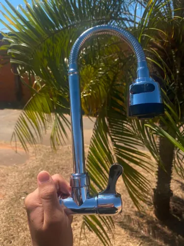 Torneira com chuveiro de rotação 360