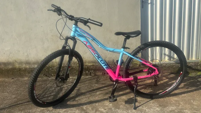 Bicicleta aro 29 Foi usada poucas vezes Tem nota fiscal Valor negociável
