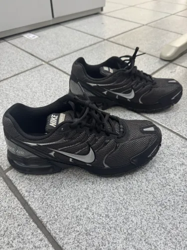 Tênis Nike Torch 4 - 40