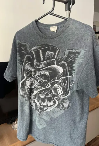 desapego Camisa masculina Gildan - Tamanho M