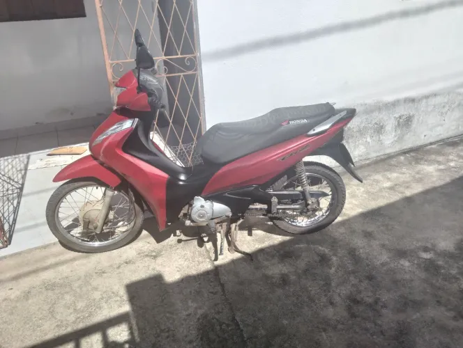 Vende Honda Biz número de contato celular *