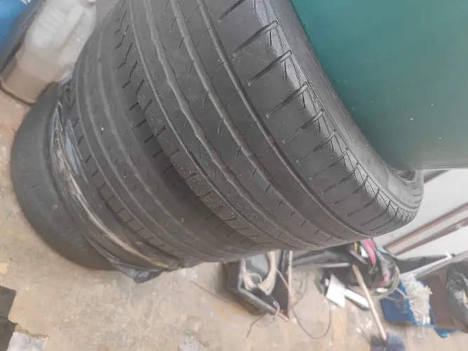 Pneu Pirelli 225 45 17 