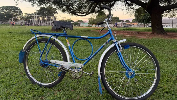 Bicicleta monark barra circular 1975 série centauro 