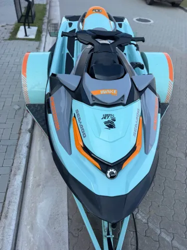 Jet Ski 230 2022 Wake