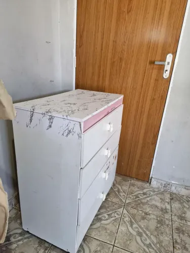 Vendo Cômada , infantil
