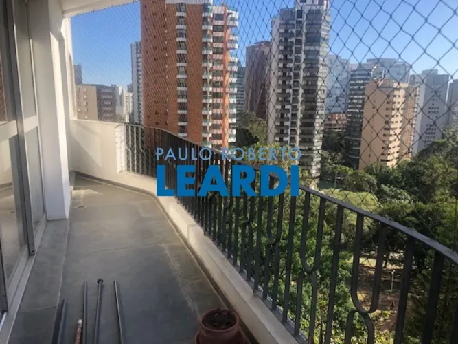APARTAMENTO - MORUMBI - SP