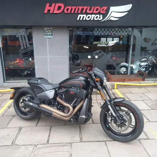 Harley - Davidson Softail FxDR - 2019 - 4.400km