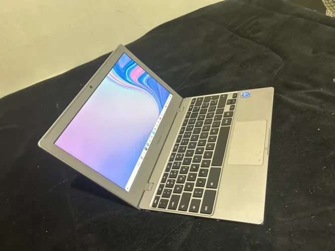 Samsung Chromebook 4