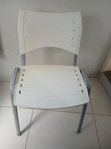 Cadeira Branca