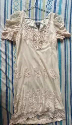 Vestido de Festa Off White Rabbit seminovo 