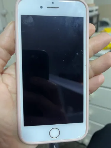 iPhone 8 / 64GB