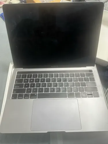 MacBook Pro 13 - 2019 i5 8GB SSD 128GB Touch Bar Completo Caixa