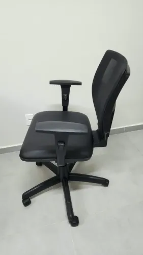 Cadeira giratória escritório