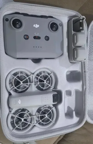 Drone DJI Neo com Fly More Combo
