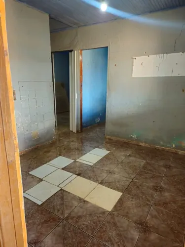 Vendo casa em canitar 250m aceito proposta no dinheiro pego carro de valor baixo ou moto