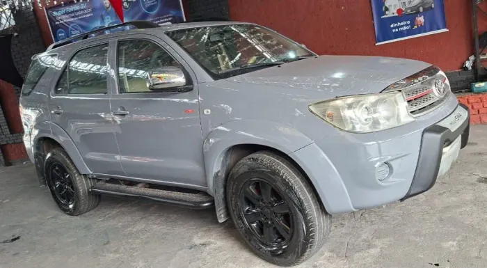 Toyota Hilux SW4 SR 4X2 2.7/2.7 Flex 16V Mec. 2011