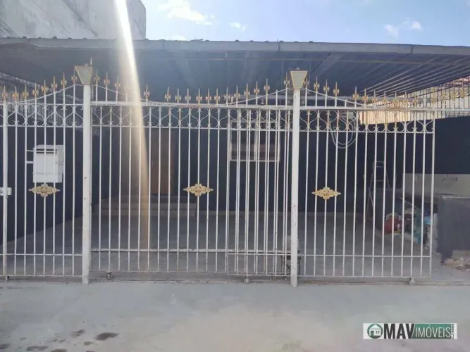 Casa com 3 dormitórios para alugar, 100 m² por R$ 1.900,00/mês - Bento Ribeiro - Rio de Ja
