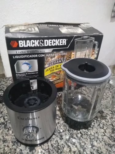 Liquidificador Black e Decker com copo de vidro Novo