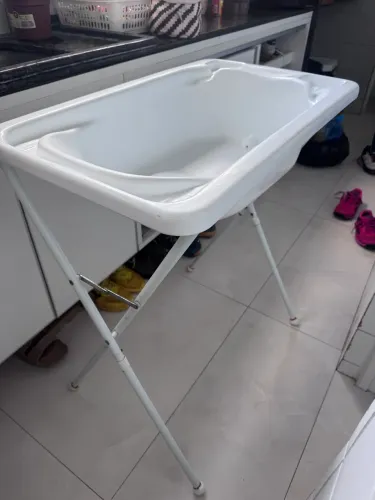 Banheira com suporte