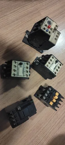 Lote de Componentes Elétricos Siemens - Relés Térmicos E Contatores (5 Pçs)