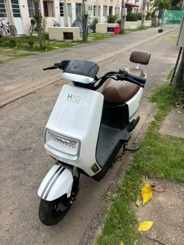 Moto elétrica muito nova