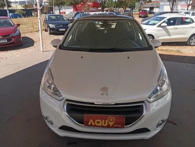 Peugeot 208 Griffe 1.6 Flex 16V 5P Aut. 2014