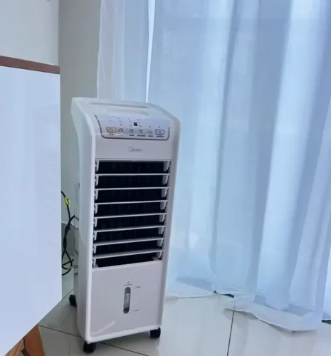 Climatizador Midea Usado Em Perfeito Estado de Uso Sem Avaria