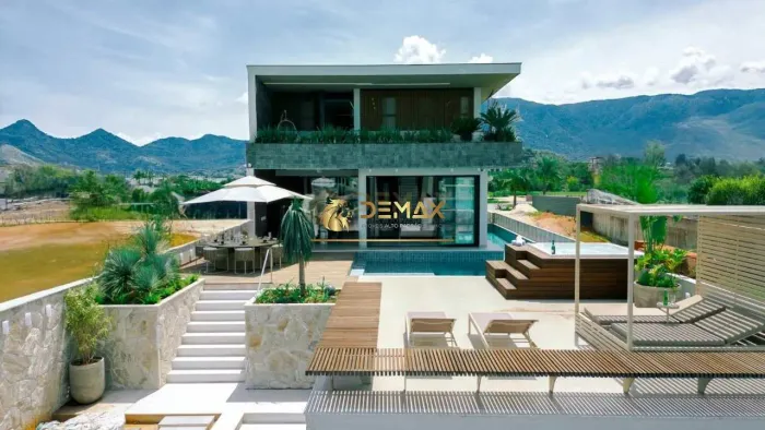 Casa de Condomínio com 5 quartos, Bracuí (Cunhambebe), Angra dos Reis - R$ 18 mi, Cod: 325