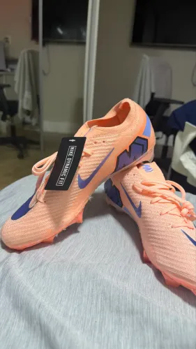 Chuteira Nike superfly