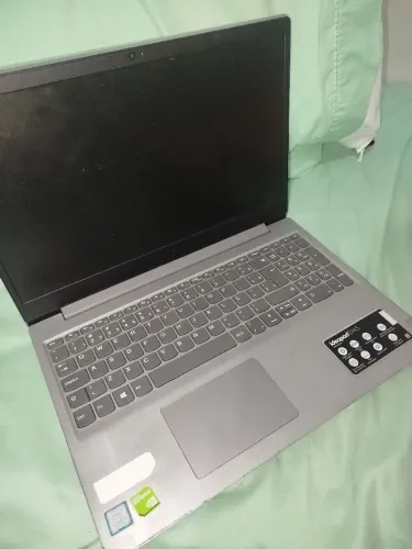Notebook Lenovo IdeaPad S145 Intel Core i5| 8GB RAM | SSD | Placa de vídeo dedicada NVIDIA