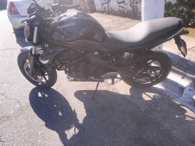 Er6N Kawasaki preta valor 22.000