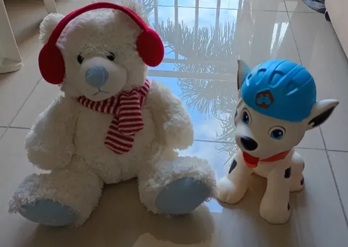Urso de Pelúcia Cacau Show + Boneco Patrulha Canina