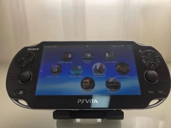 Vendo ou Troco PS VITA Destravado 128gb (Troco por Nintendo Switch Lite Destravado)