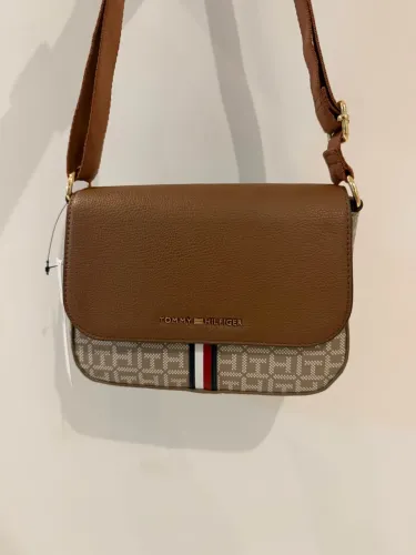 Bolsa Tommy Hilfiger nova